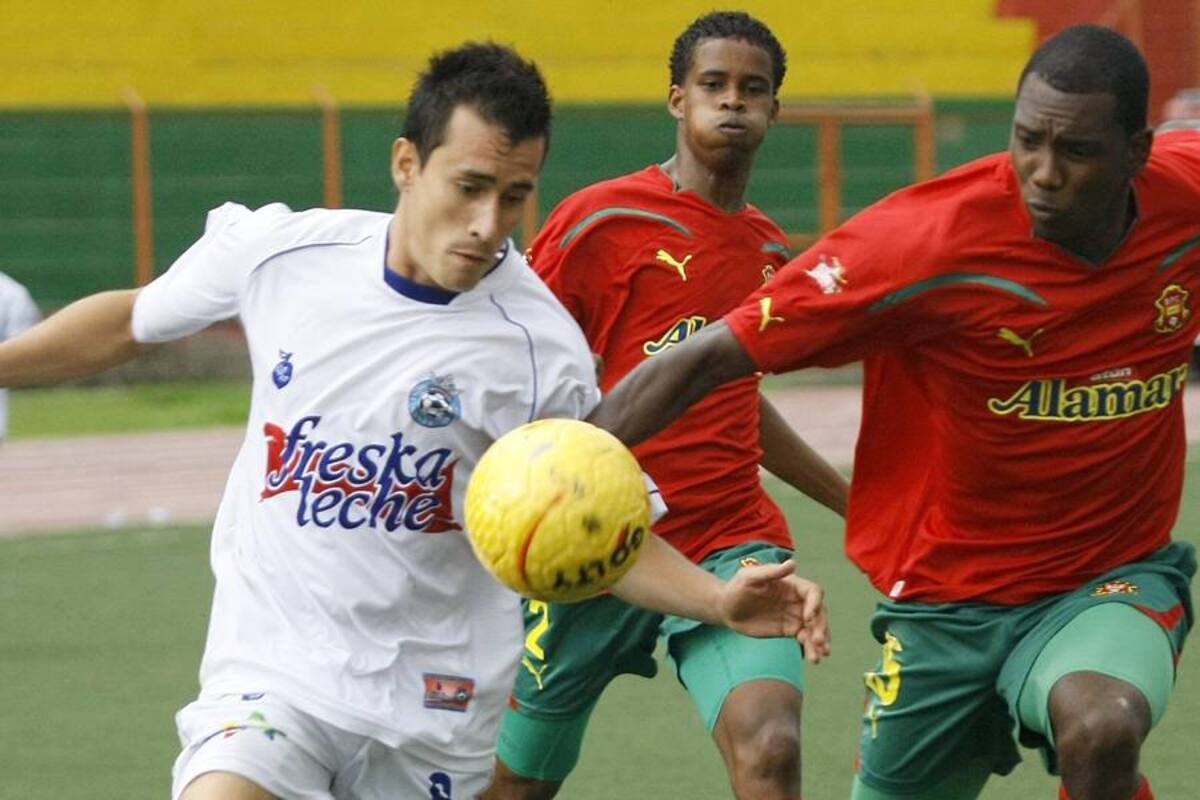 Real Santander derrotó 2-0 a Barranquilla (Foto: Archivo/VANGUARDIA LIBERAL)