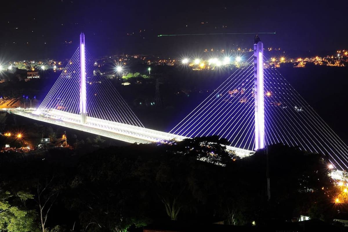 Apagarán luces arquitectónicas del viaducto de La Novena (Foto: Archivo /VANGUARDIA LIBERAL)