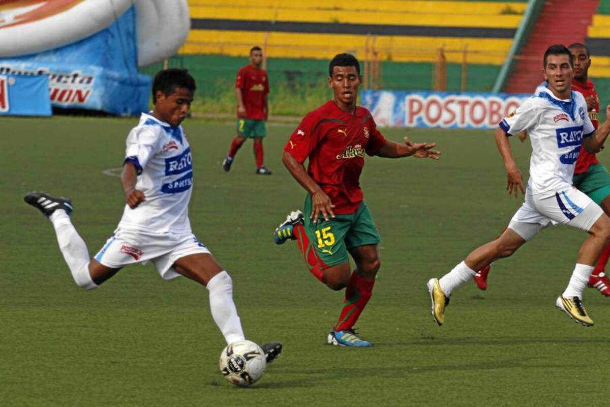 Real Santander cayó como visitante 2-0 ante Sucre (Foto: Archivo/VANGUARDIA LIBERAL)