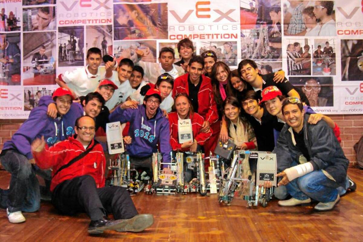 Colegios Salesiano y San Pedro de Bucaramanga representarán a Colombia en Mundial de Robótica (Foto: Suministrada/VANGUARDIA LIBERAL)