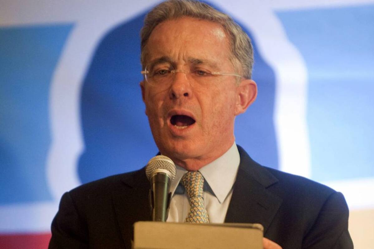 Sigue controversia por acusaciones de Uribe a Santos (Foto: Archivo/VANGUARDIA LIBERAL)