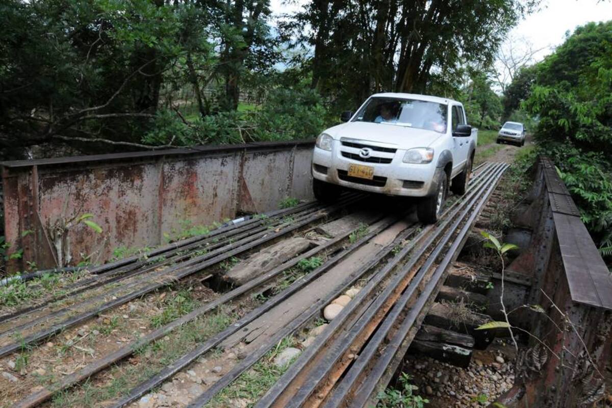 Se busca reactivar para el transporte de carga la antigua vía férrea entre el Café Madrid y Provincia en Sabana de Torres, como una conexión segura entre Bucaramanga y la Troncal del Magdalena Medio. (Foto: Archivo/ Vanguardia Liberal)