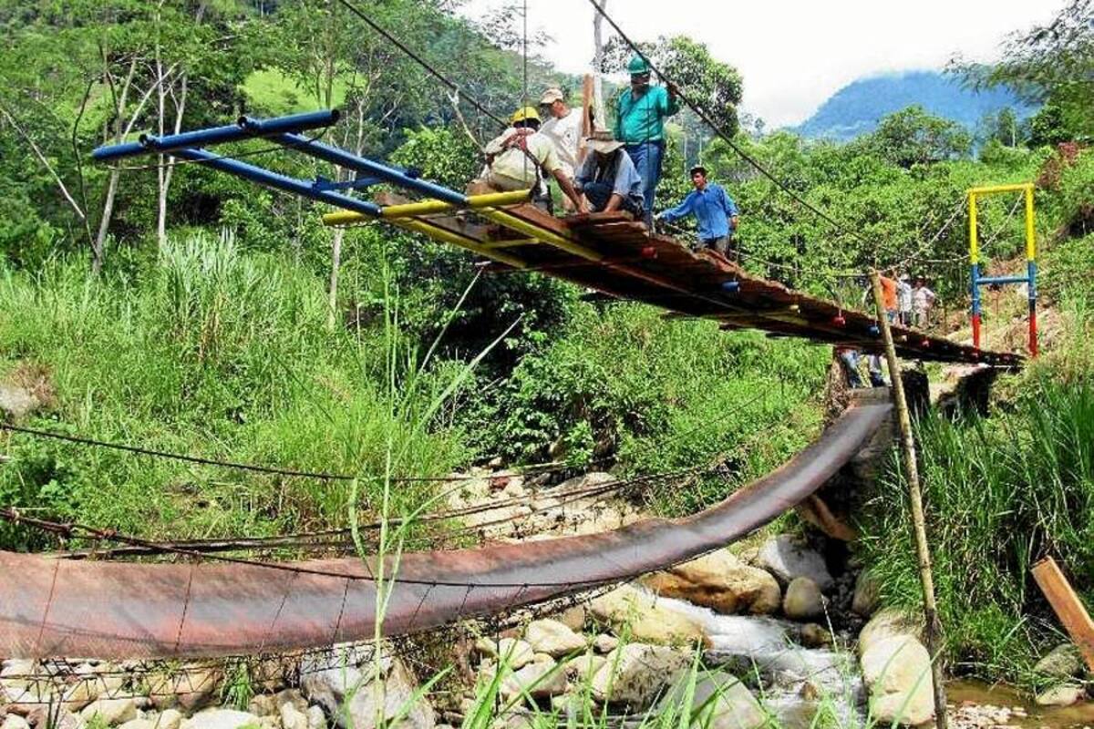 ‘El Puentero’ que sobrevivió a una avalancha en San Vicente de Chucurí (Foto: Suministrada/VANGUARDIA LIBERAL)