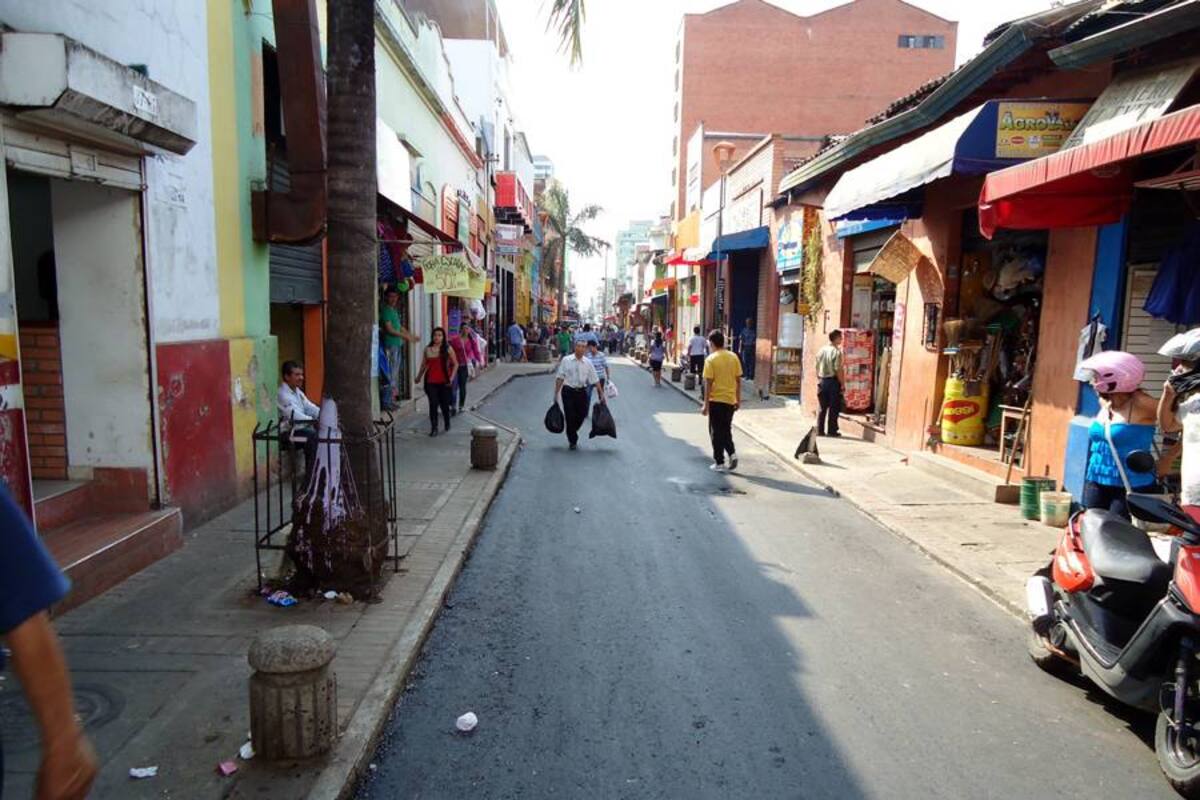 Arrancaron nuevas restricciones en la carrera 16 del centro de Bucaramanga (Foto: Archivo/VANGUARDIA LIBERAL)