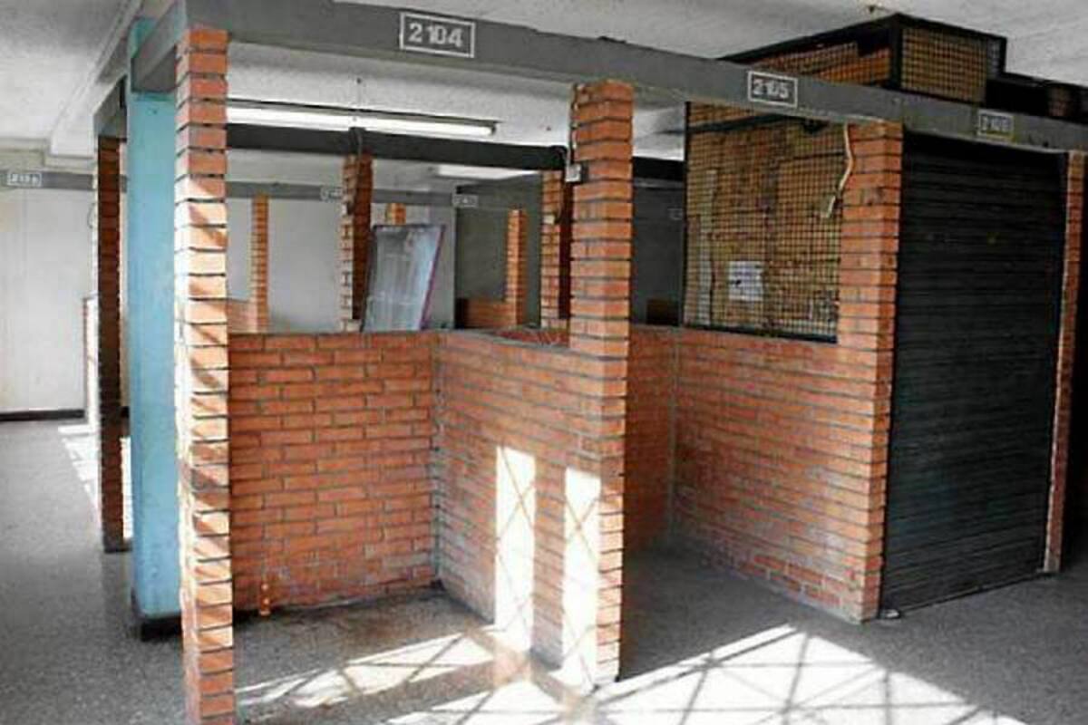 Aún no se define fecha para entregar locales que reubicarán a ambulantes (Foto: Archivo/VANGUARDIA LIBERAL)