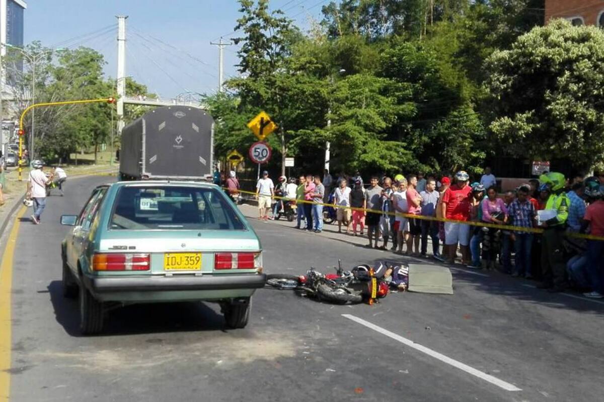 Hombre fallece este viernes en accidente de tránsito en la vía Piedecuesta - Bucaramanga (Foto: Suministrada/VANGUARDIA LIBERAL)