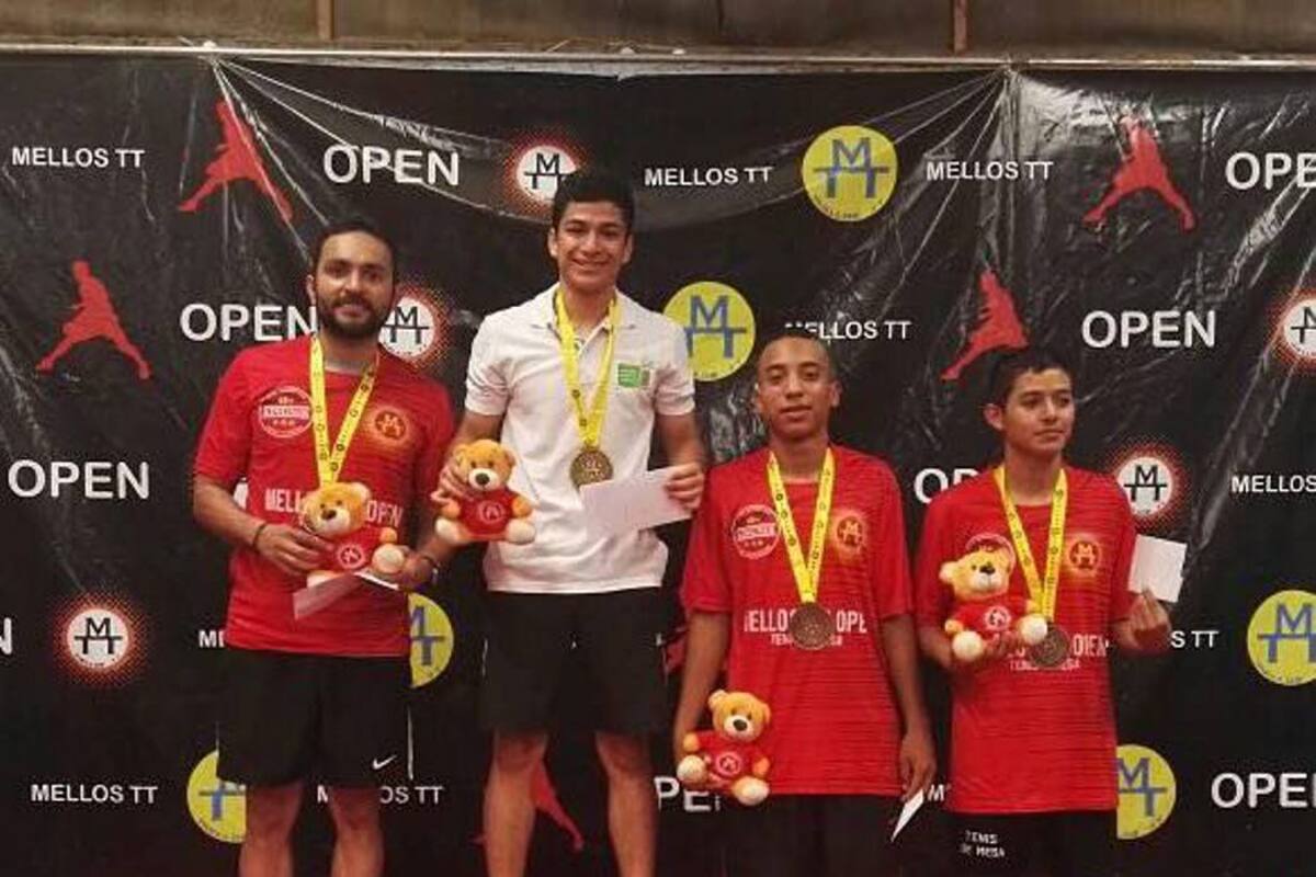 Estudiante de la UIS ganó oro para Santander en el tenis de mesa. (Foto: Suministrada/ VANGUARDIA LIBERAL)