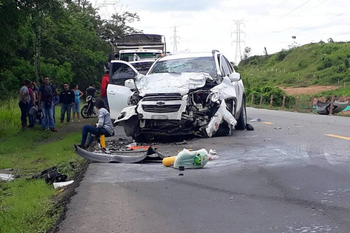 Dos muertos y tres heridos dejó grave accidente de tránsito en vía a Barrancabermeja (Foto: Suministrada/ VANGUARDIA LIBERAL)