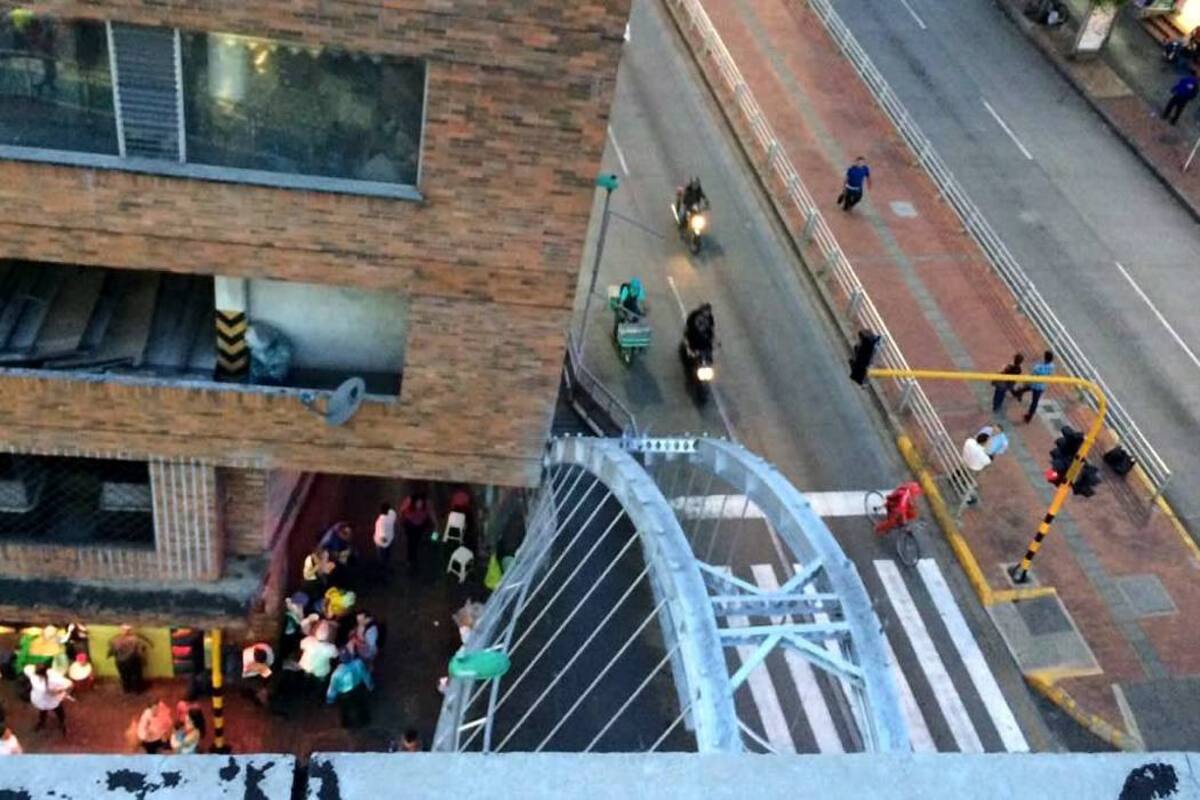 Polémica por perro que cayó de un quinto piso de un centro comercial de Bucaramanga (Foto: Archivo /VANGUARDIA LIBERAL)