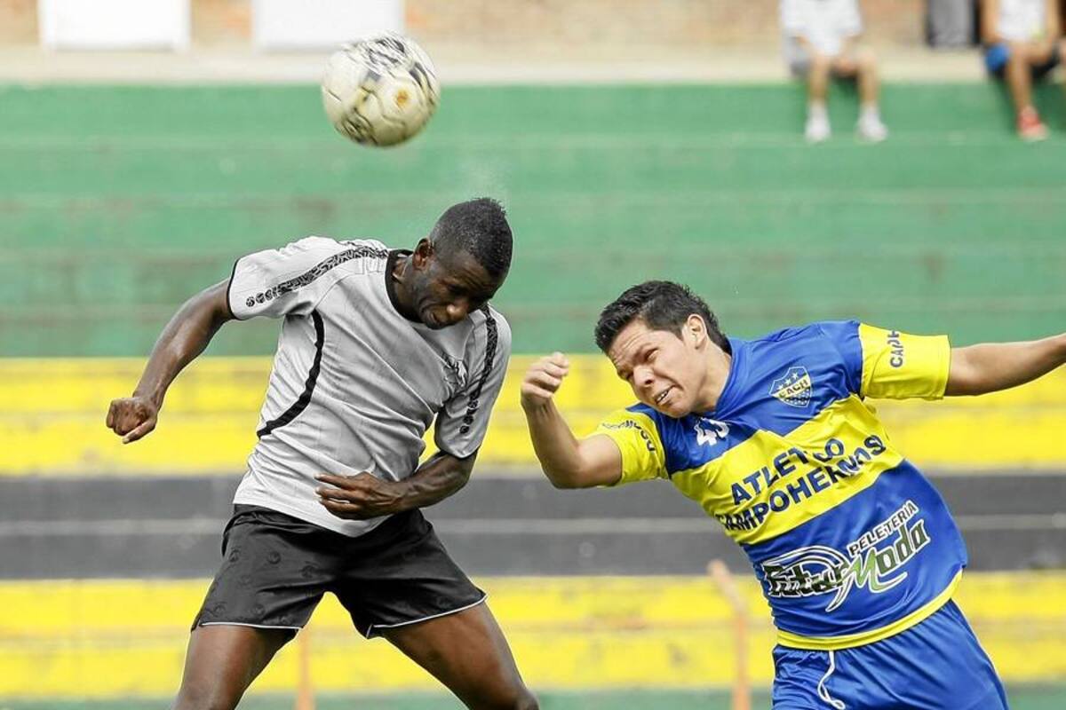 Atlético Bucaramanga venció 5 – 2 al equipo Sub – 19 de Campo Hermoso, en el segundo partido de pretemporada disputado ayer en el tarde en el estadio Alfonso López de la capital santandereana. (Foto: César Flórez / VANGUARDIA LIBERAL)