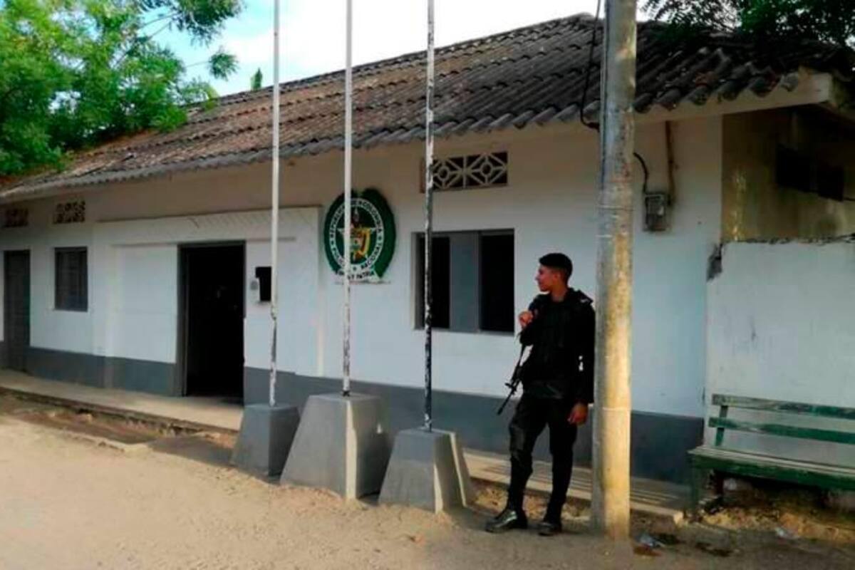 En el panfleto firmado por la sigla AUC la declararon objetivo militar. (Foto: Tomada de El Universal)