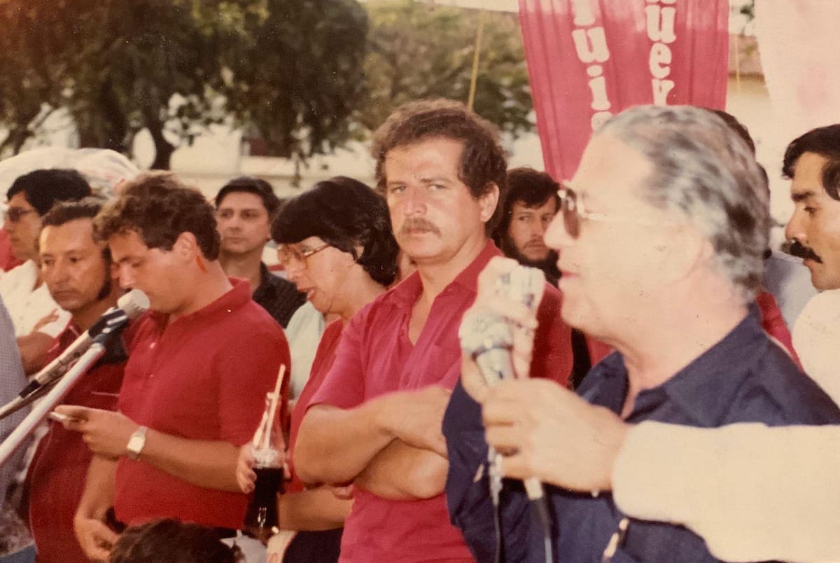 Galán Sarmiento durante campañas políticas. Septiembre de 1989.