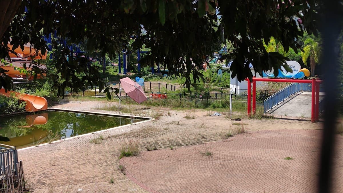 Así luce actualmente el interior de Acualago.