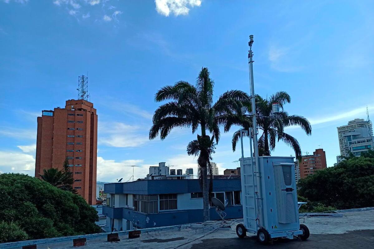 Las estaciones de calidad del aire de la Cdmb están ubicadas en el Club Unión, Colegio Gaitán y Hospital Local del Norte, en Bucaramanga; así mismo, en el Centro Cultural Daniel Mantilla Orbegozo, Piedecuesta. (Foto: Suministrada / VANGUARDIA)