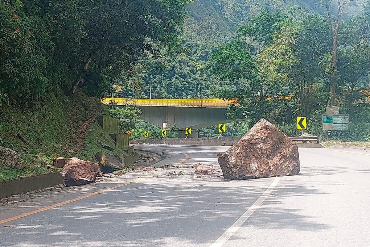 El Ministerio de Transporte confirmó el cierre e indicó que, debido al temblor, se mantiene control a la movilidad en varios puntos, como Pr 35, Pr 44, Peaje Naranjal, Pr 57, Pr 58, y Peaje Pipiral. Suministrada / VANGUARDIA
