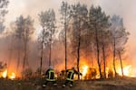 Francia confirma nueva ola de calor a partir del martes que podría complicar los incendios