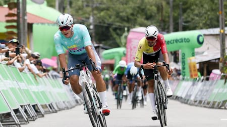 Wilmar Paredes ganó la tercera etapa del Clásico RCN 2026 y recuperó el liderato