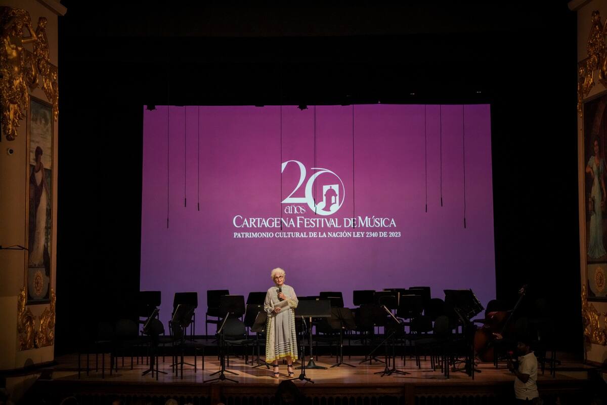 Silvia Salvi da la bienvenida oficial a la XX edición del Cartagena Festival de Música. (Foto: Suministrada Cartagena Festival de Música)