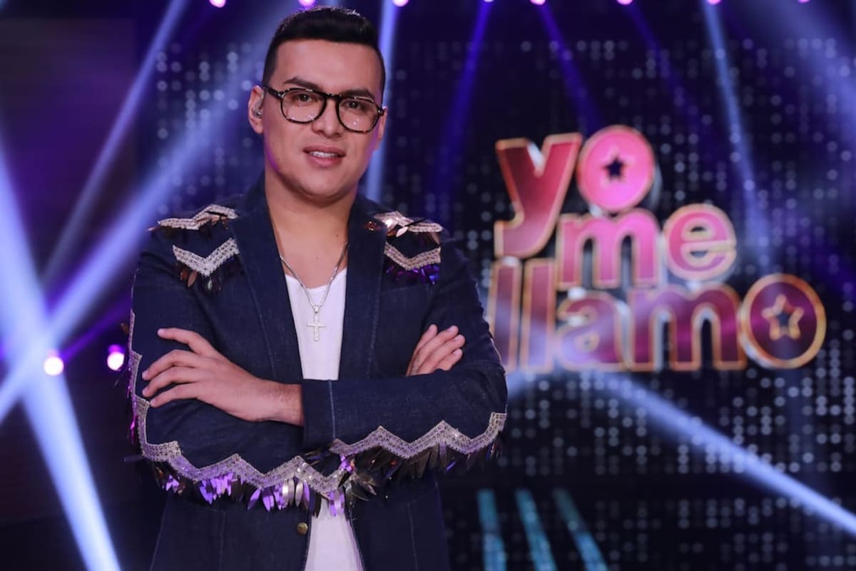 Yeison Jiménez junto a César Escola y Melina Ramírez durante su participación como jurado en Yo Me Llamo 2021.