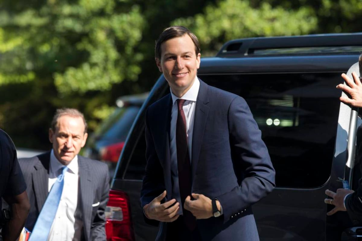 Jared Kushner, a su llegada al Comité de Inteligencia del Senado con relación a la intervención rusa en elecciones pasadas. (Foto: EFE / VANGUARDIA LIBERAL)