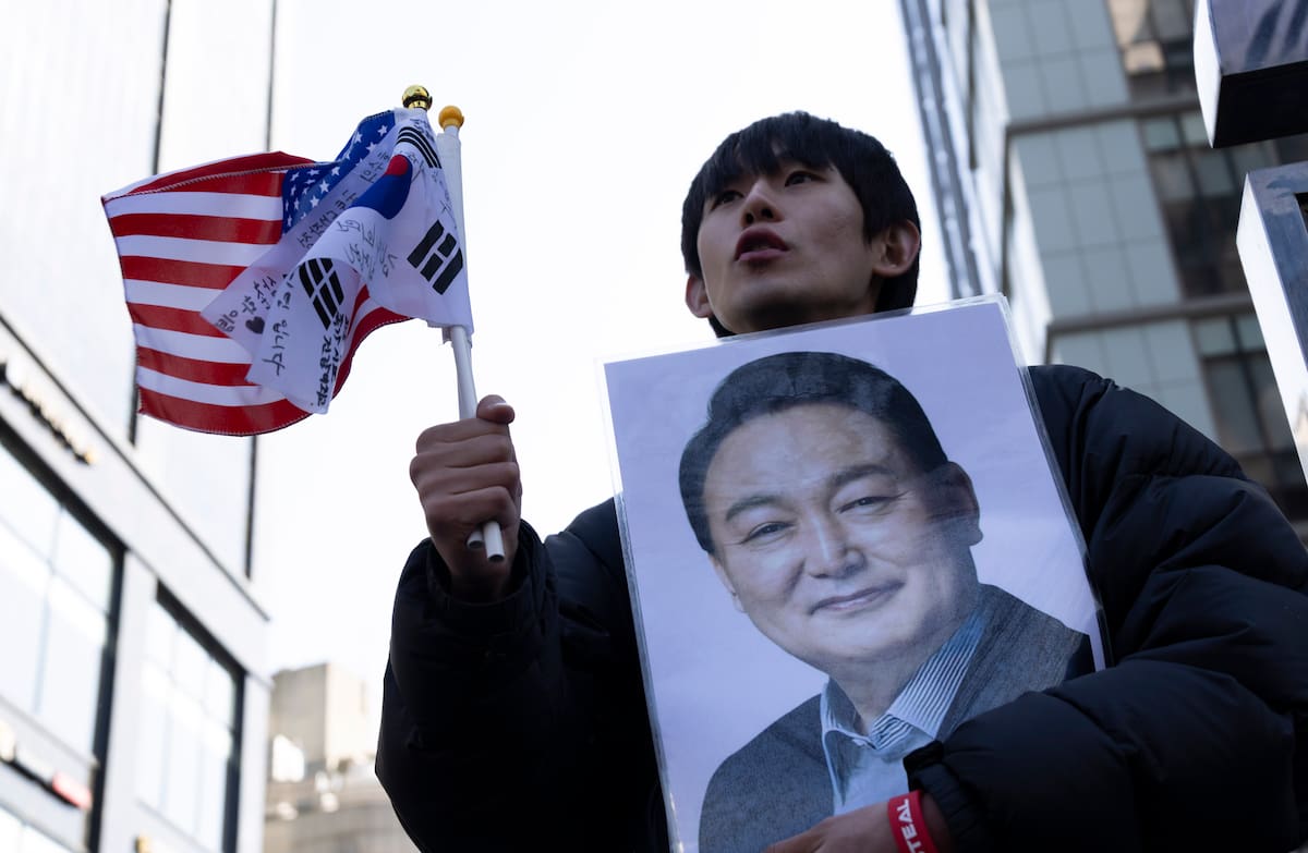 Justicia en Seúl: Yoon Suk-yeol pasará el resto de su vida en prisión por la ley marcial.