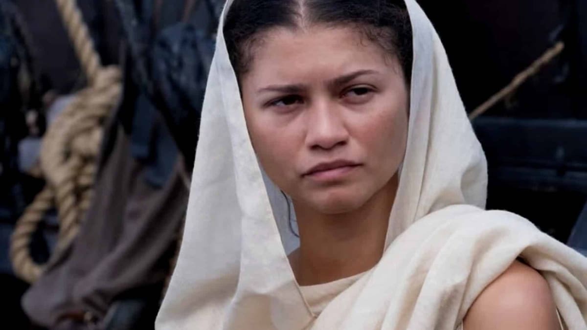 En 'La Odisea' Zendaya interpreta a Atenea, la diosa griega de la sabiduría.