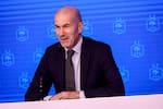 Zinedine Zidane regresa a los banquillos con el desafío más importante de su carrera