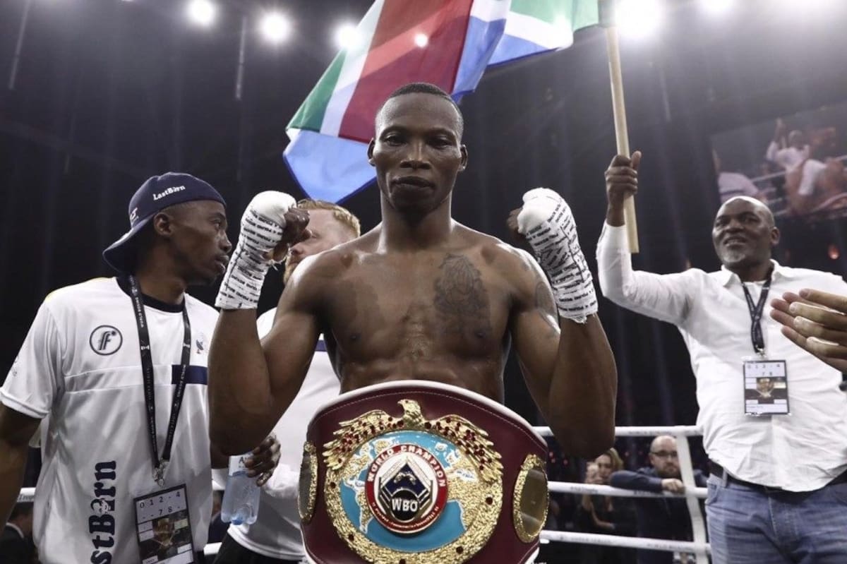 Asesinan a disparos a Zolani Tete, excampeón mundial de boxeo, frente a su casa en Sudáfrica.
Foto: redes sociales.